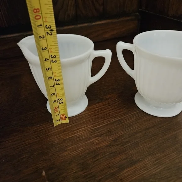 Vintage White Opaque Translucent milk glass cream and sugar. - Picture 11 of 11